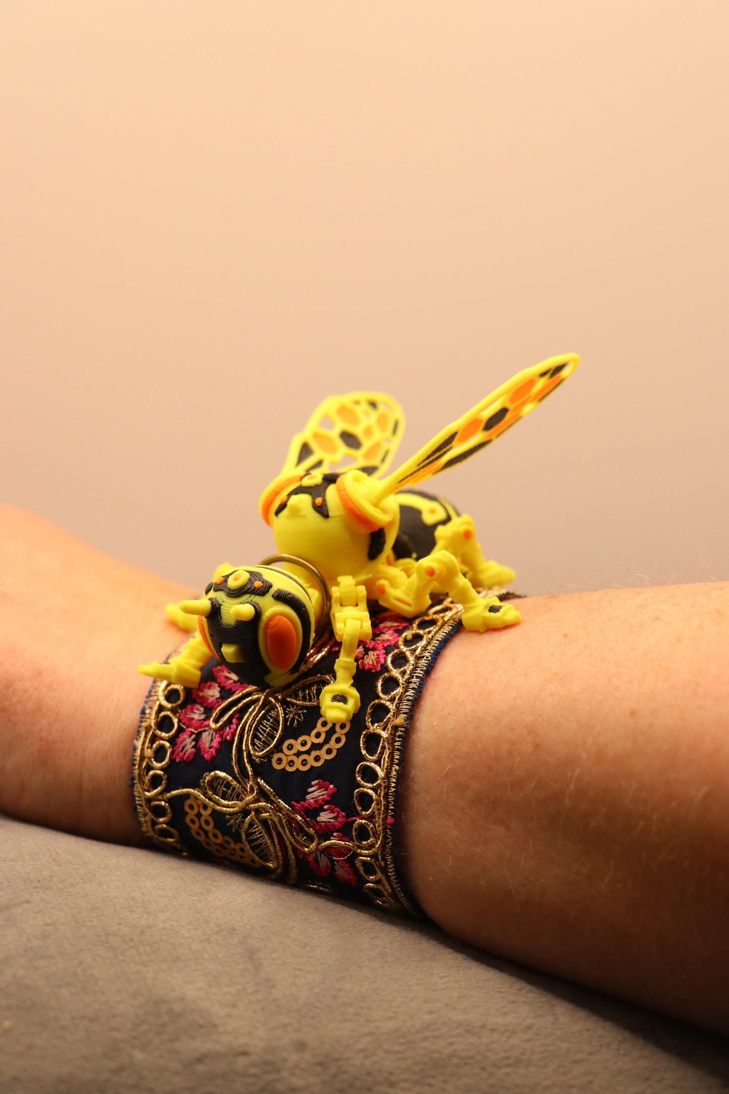 FidgetPet: Wasp