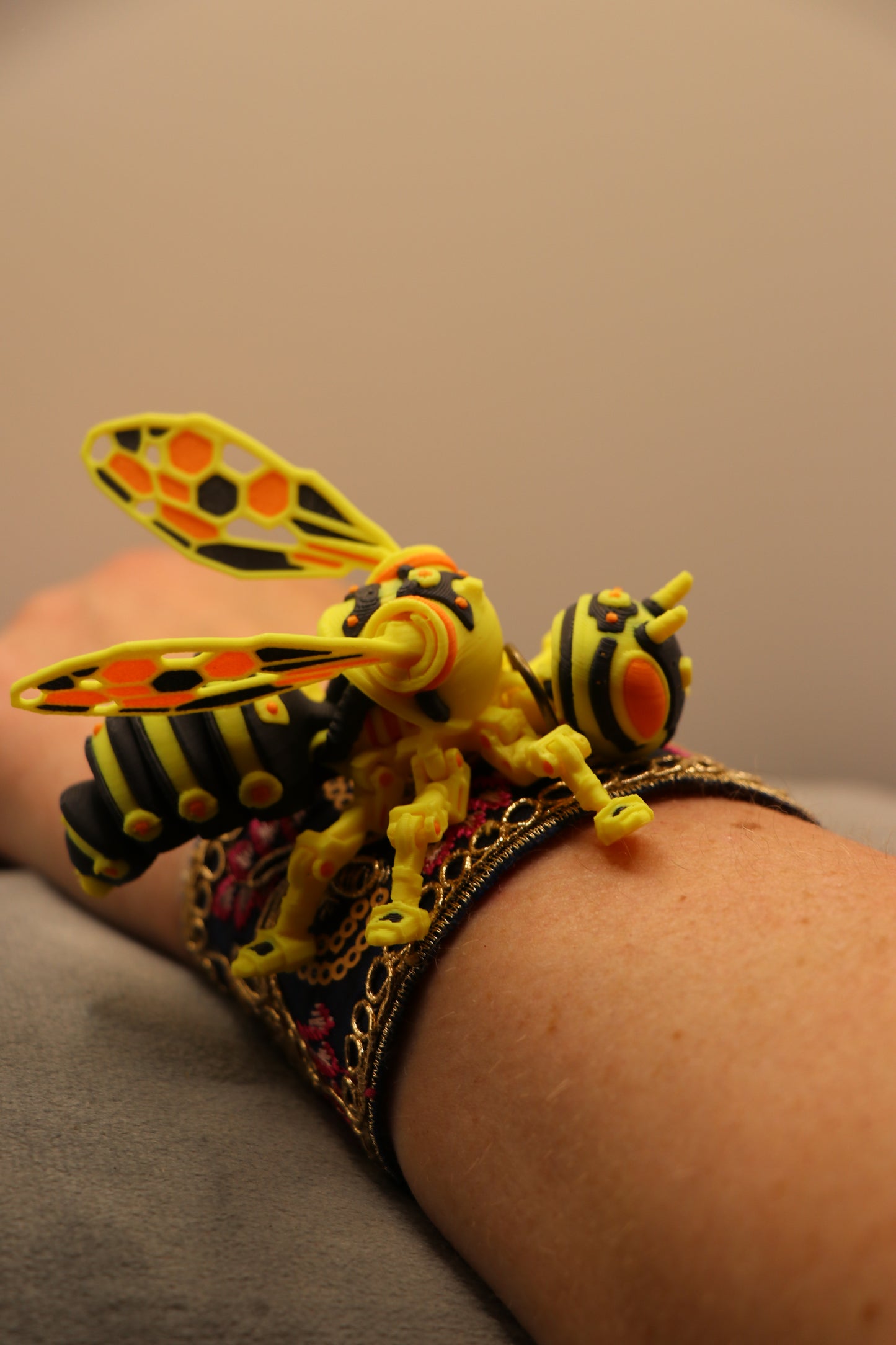 FidgetPet: Wasp