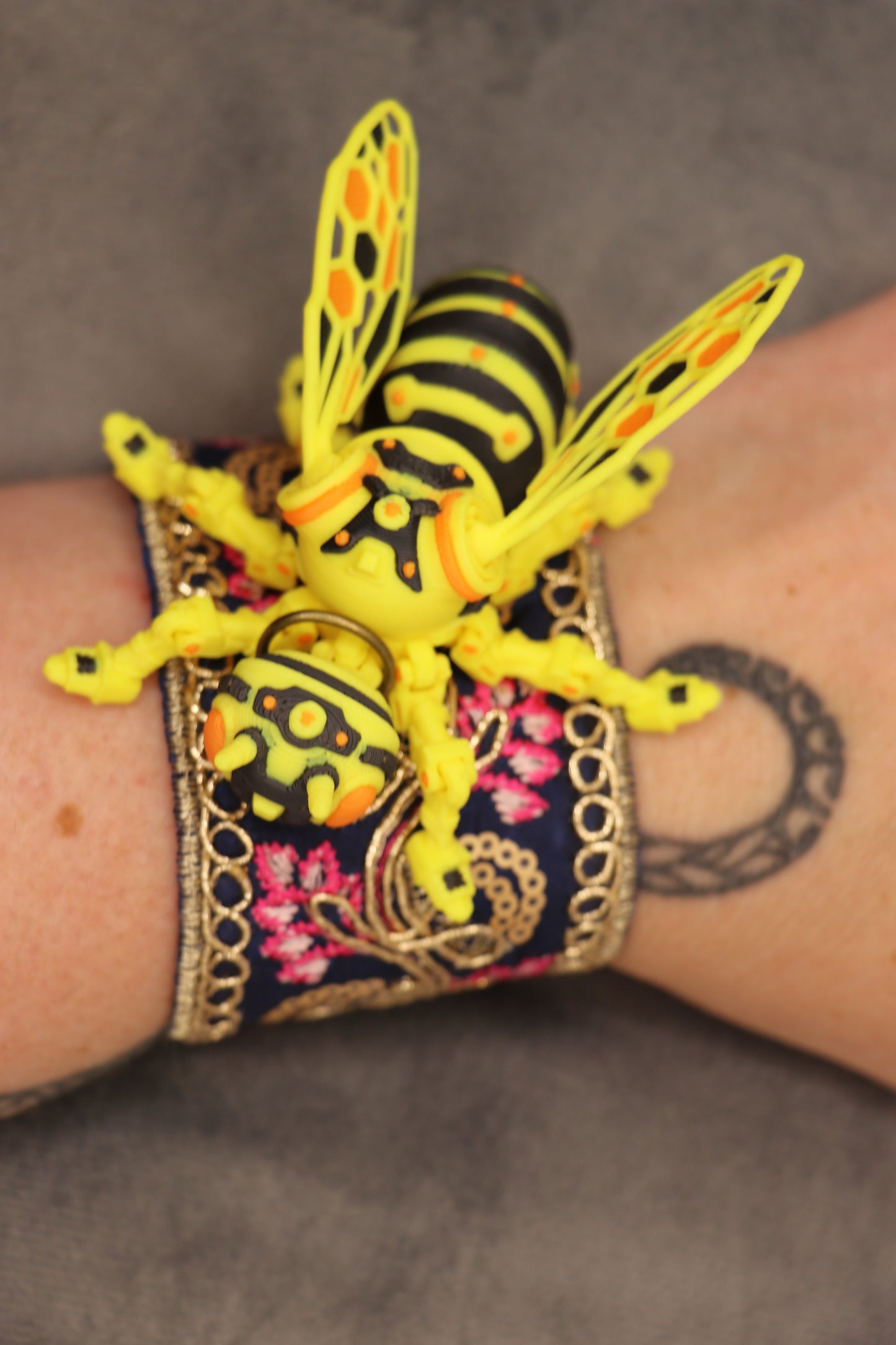 FidgetPet: Wasp